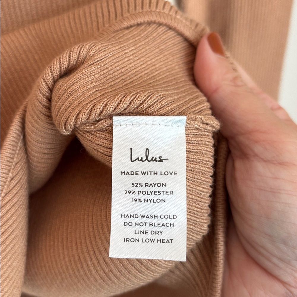 Lulu's ribbed knit cutout Camel Long Sleeve Bodysuit Women’s small NWT mock neck - Picture 12 of 16